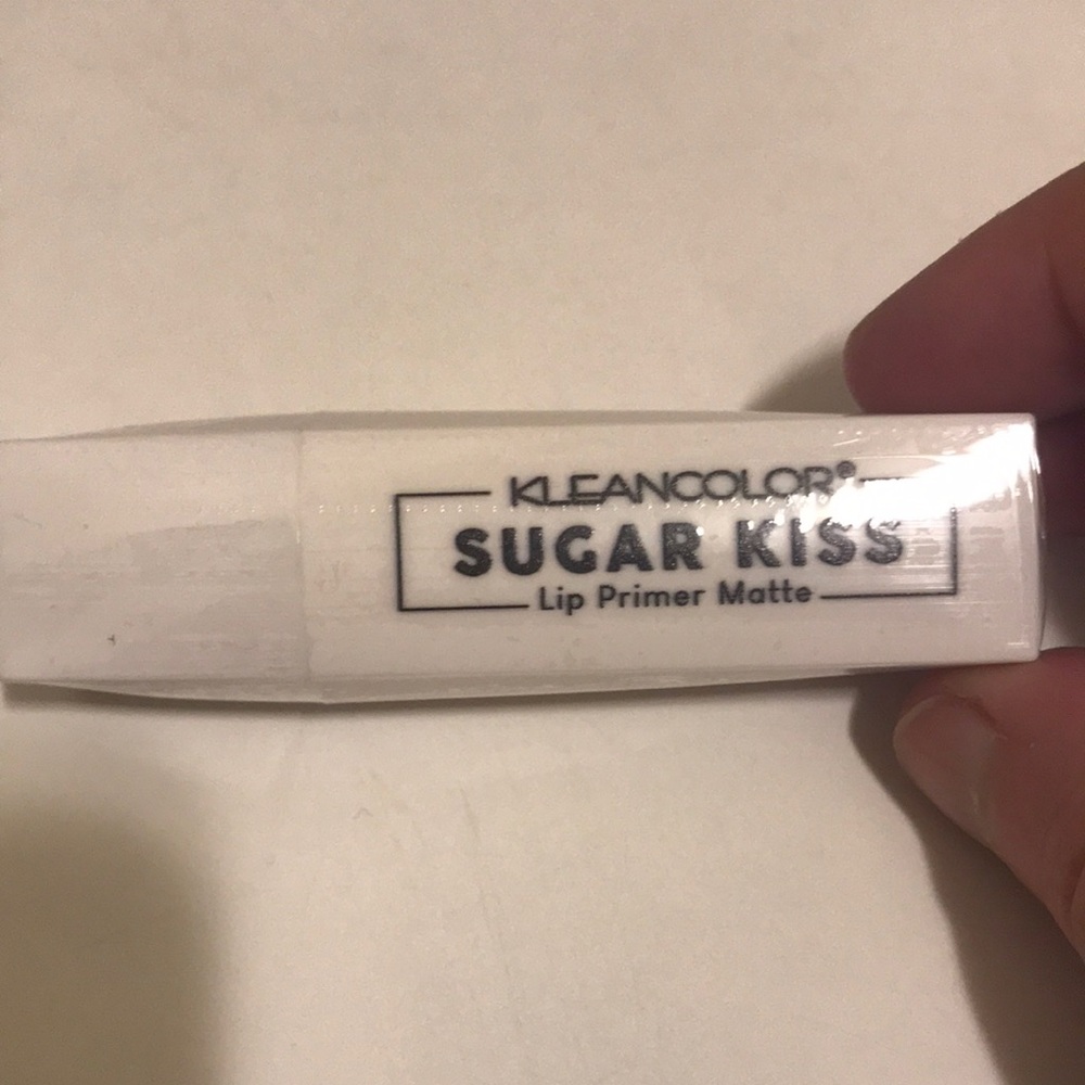 ⭐️ KleanColor Sugar Kiss Lip Primer Matte - White Tube